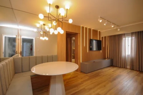 Apartamento semimobiliado à venda no Edifício Foz Residence Service - Centro, Foz do Iguaçu