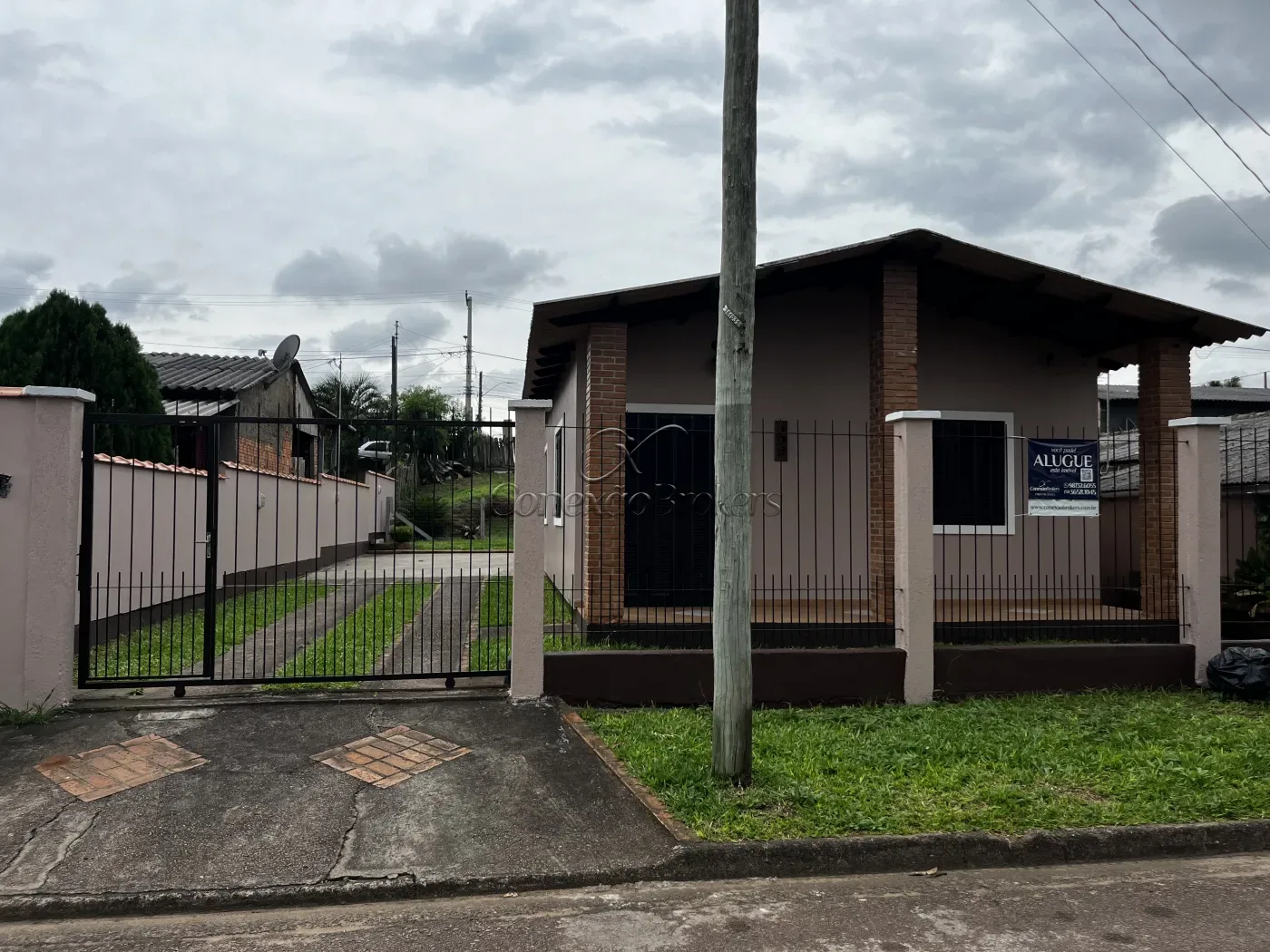 Alugar Casa / Padr&atilde;o em Charqueadas R$ 1.200,00 - Foto 1