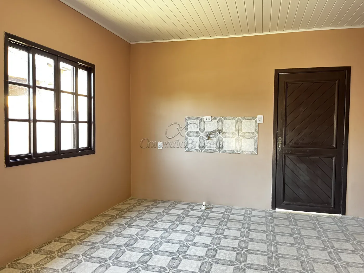 Alugar Casa / Padr&atilde;o em Charqueadas R$ 1.200,00 - Foto 4