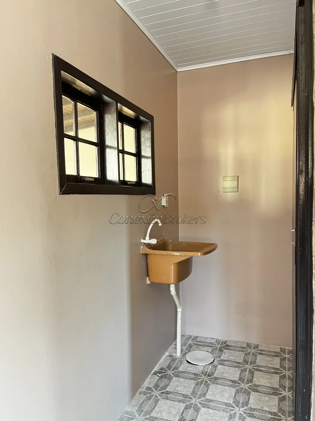 Alugar Casa / Padr&atilde;o em Charqueadas R$ 1.200,00 - Foto 5