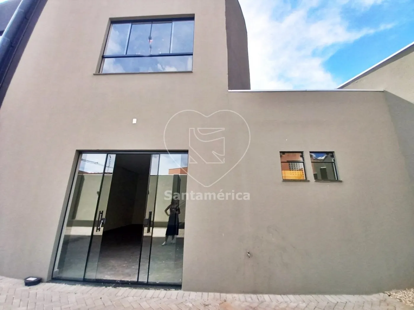 Alugar Comercial / Loja em Ibipor&atilde; R$ 3.500,00 - Foto 2