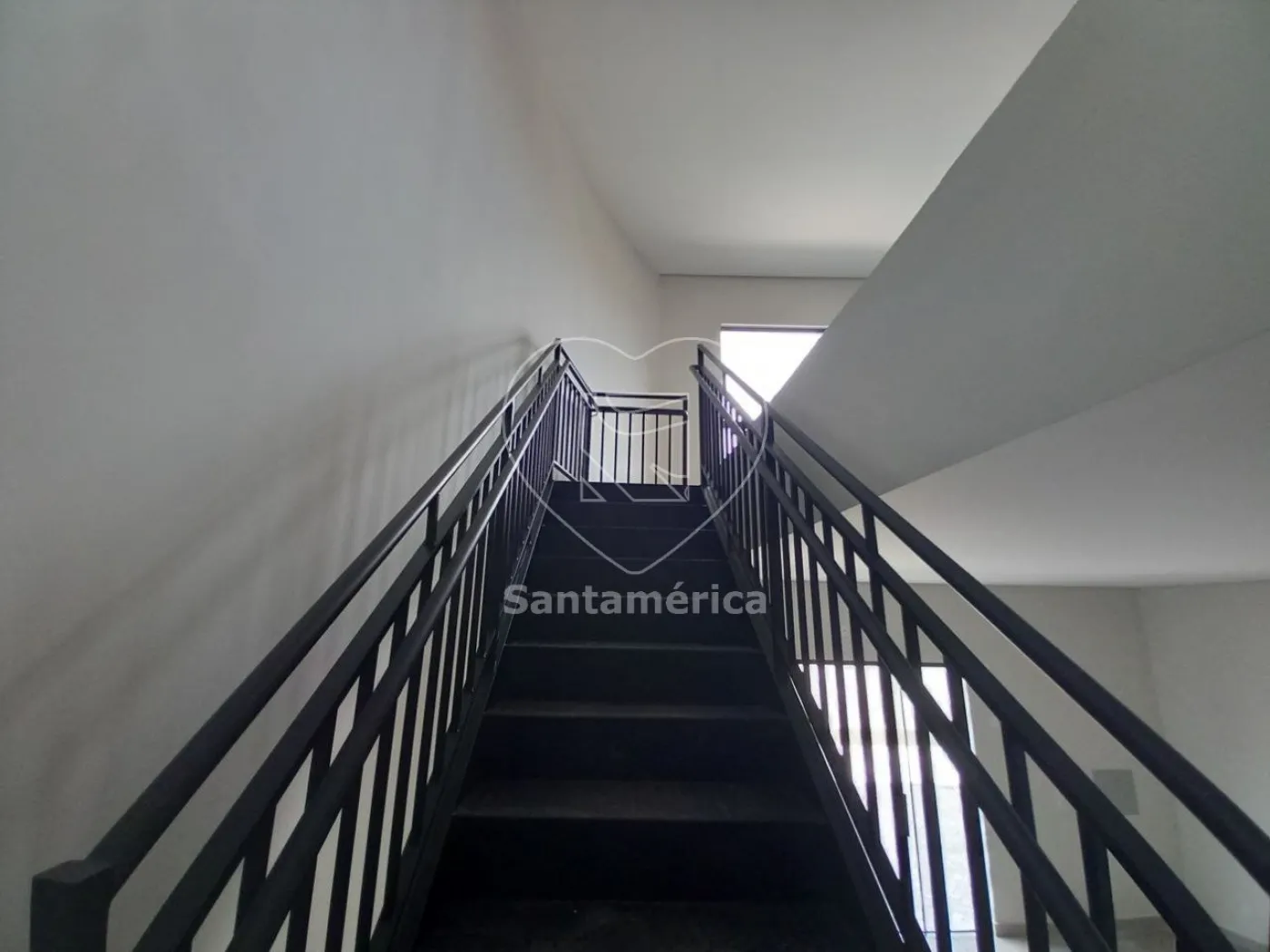 Alugar Comercial / Loja em Ibipor&atilde; R$ 3.500,00 - Foto 7