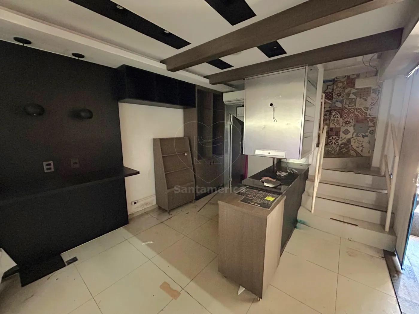 Alugar Comercial / Loja em Londrina R$ 2.000,00 - Foto 2