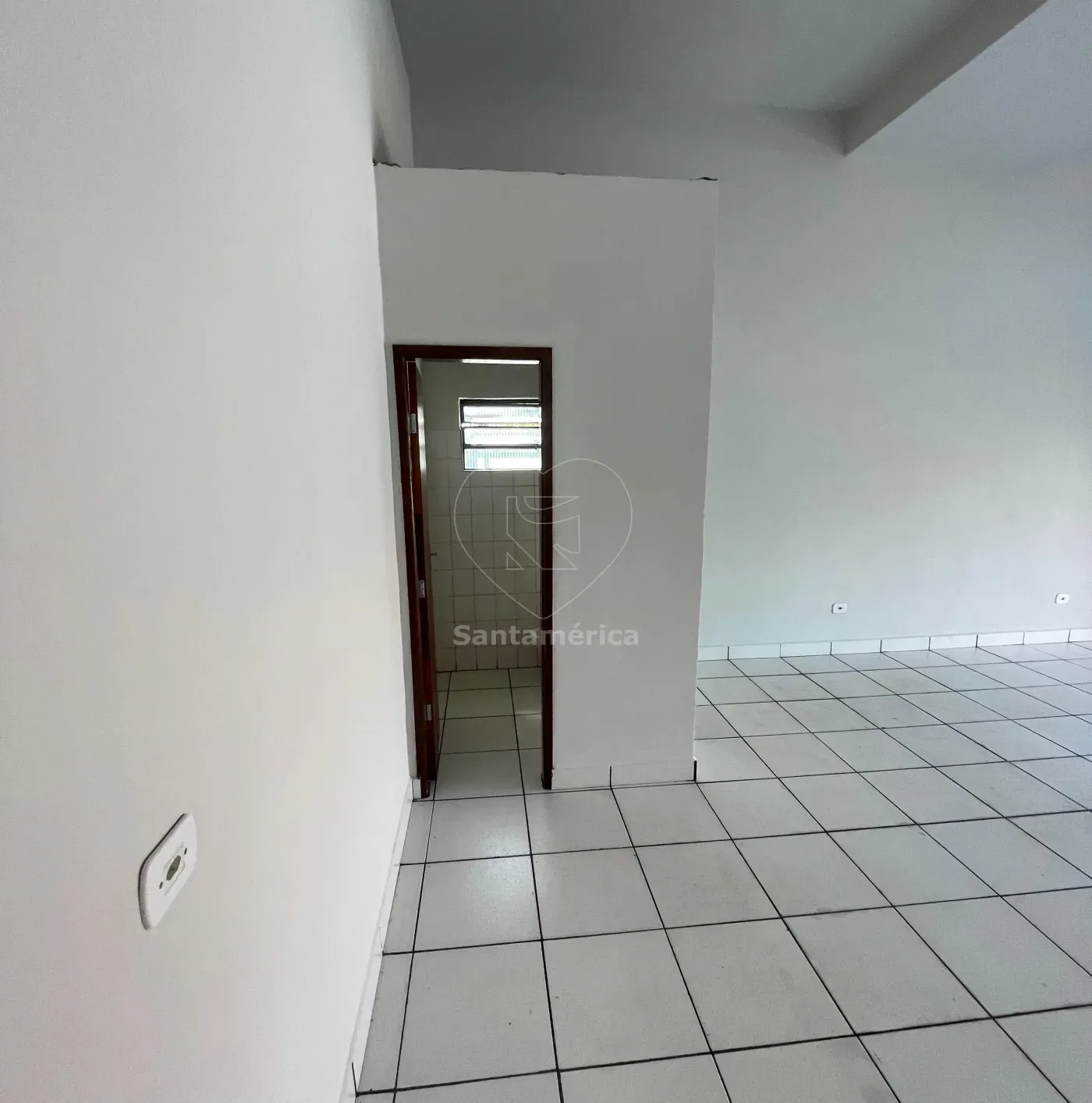 Alugar Comercial / Loja em Londrina R$ 1.800,00 - Foto 6