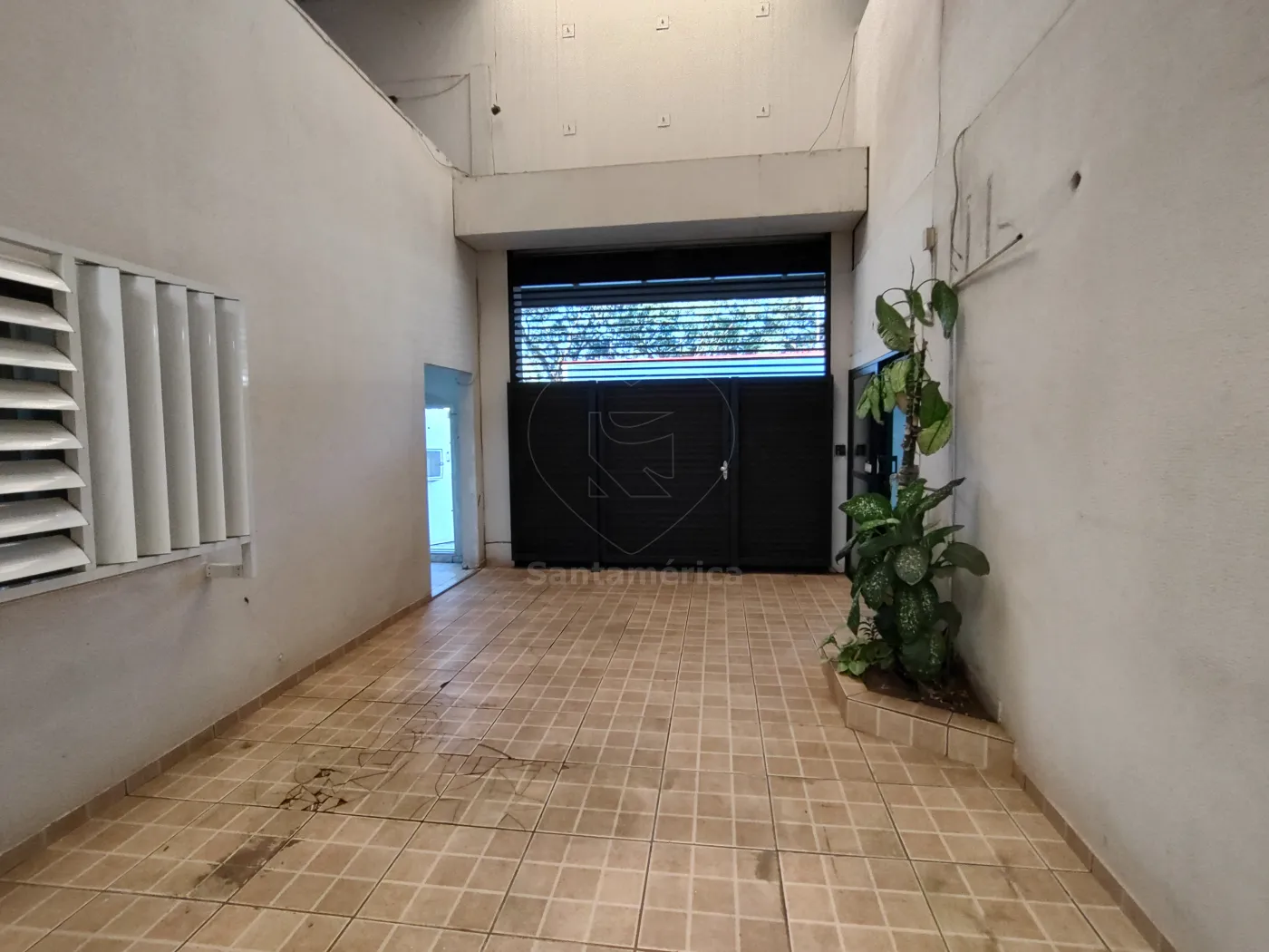 Alugar Comercial / Barrac&atilde;o em Londrina R$ 10.000,00 - Foto 9