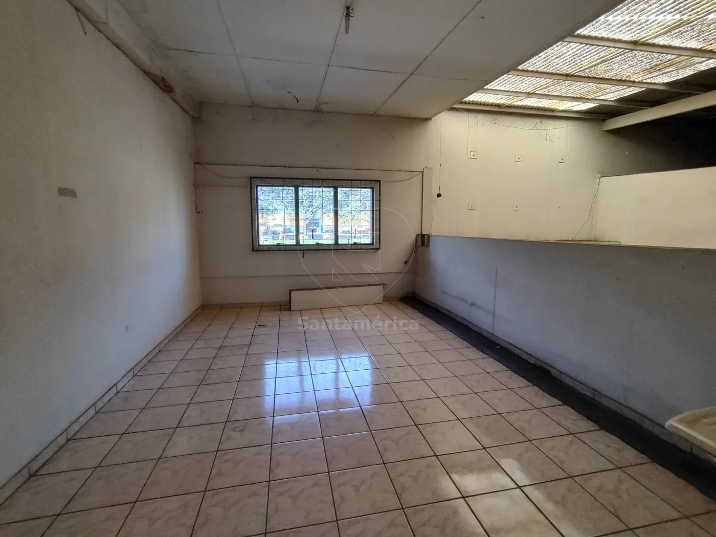 Alugar Comercial / Barrac&atilde;o em Londrina R$ 10.000,00 - Foto 15