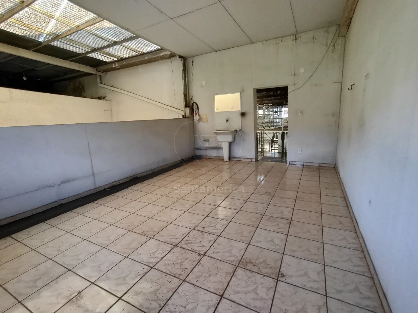 Alugar Comercial / Barrac&atilde;o em Londrina R$ 10.000,00 - Foto 16