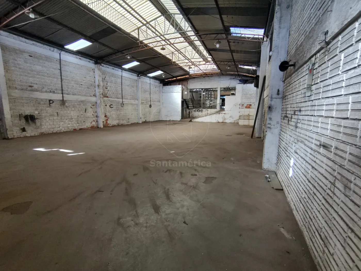 Alugar Comercial / Barrac&atilde;o em Londrina R$ 10.000,00 - Foto 22