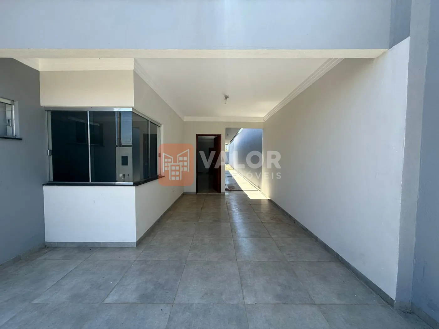 Comprar Casa / Padr&atilde;o em Cianorte R$ 330.000,00 - Foto 2