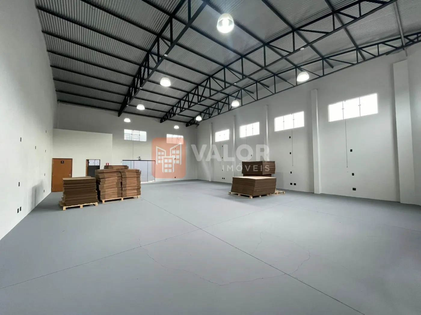Alugar Comercial / Ponto Comercial em Cianorte R$ 3.500,00 - Foto 6