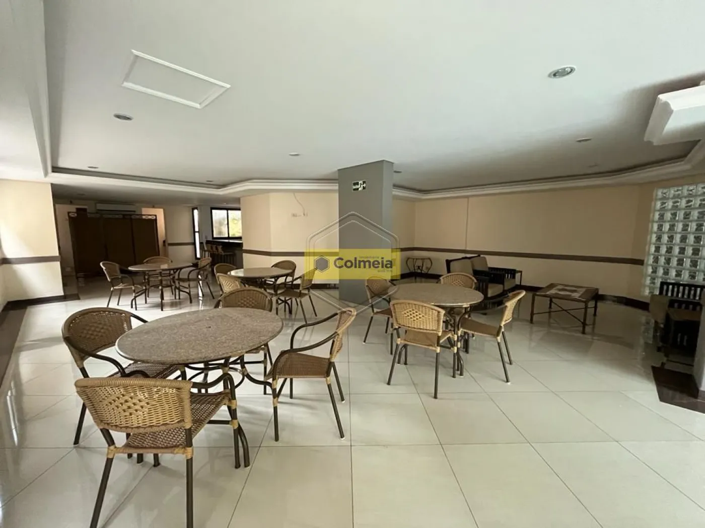 Comprar Apartamento / Padr&atilde;o em Condom&iacute;nio em Dourados R$ 950.000,00 - Foto 10