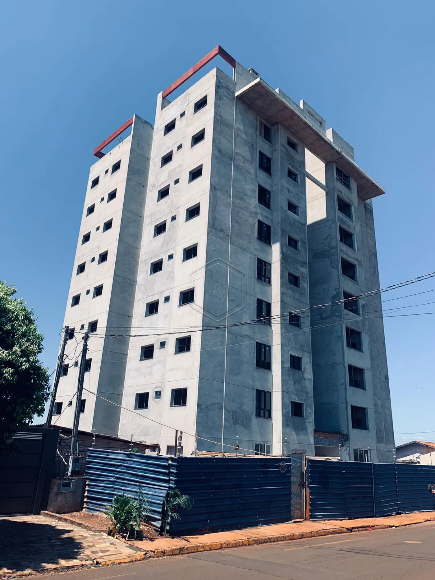 Comprar Apartamento / Padr&atilde;o em Condom&iacute;nio em Dourados - Foto 1