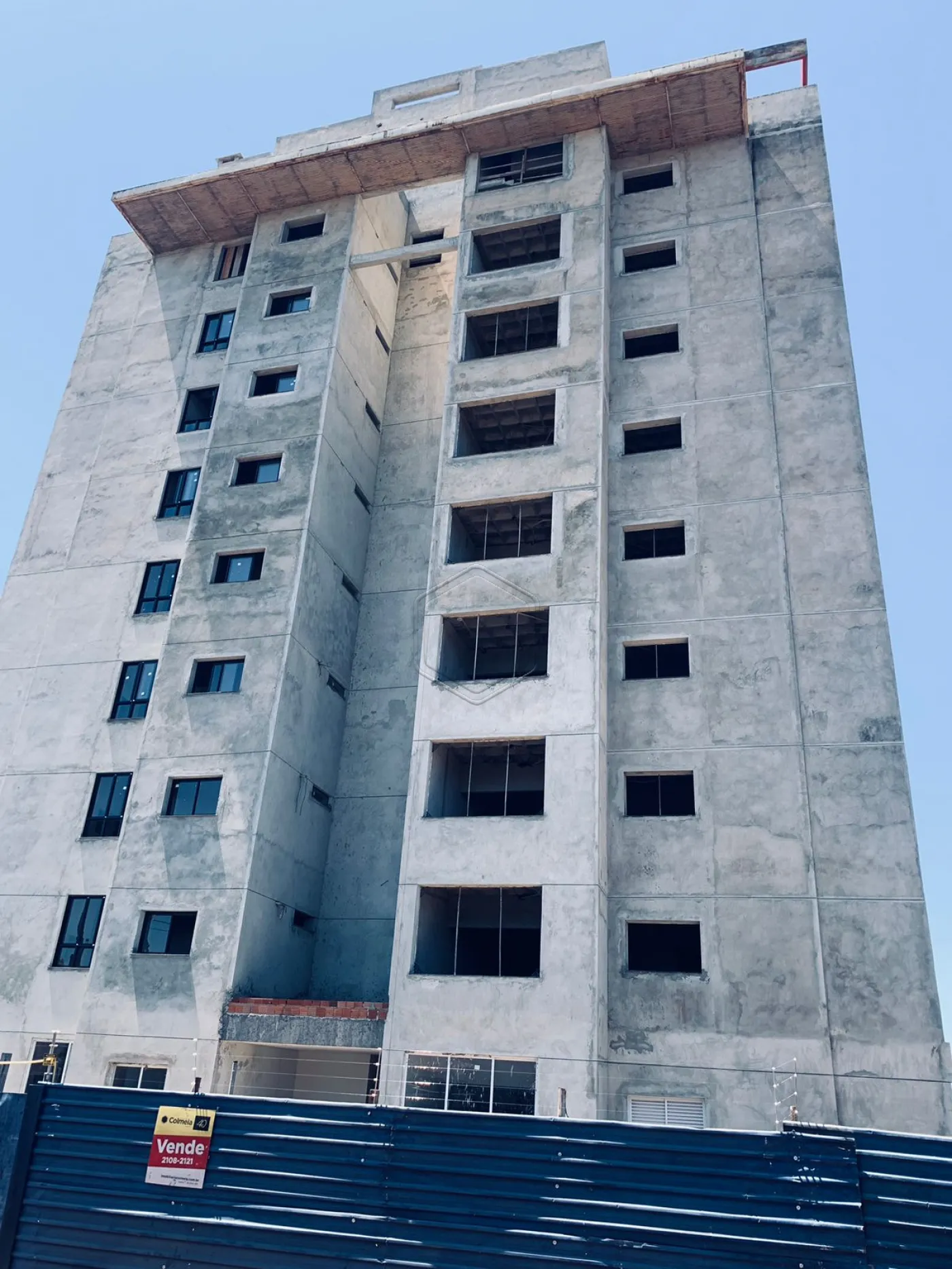 Comprar Apartamento / Padr&atilde;o em Condom&iacute;nio em Dourados - Foto 2