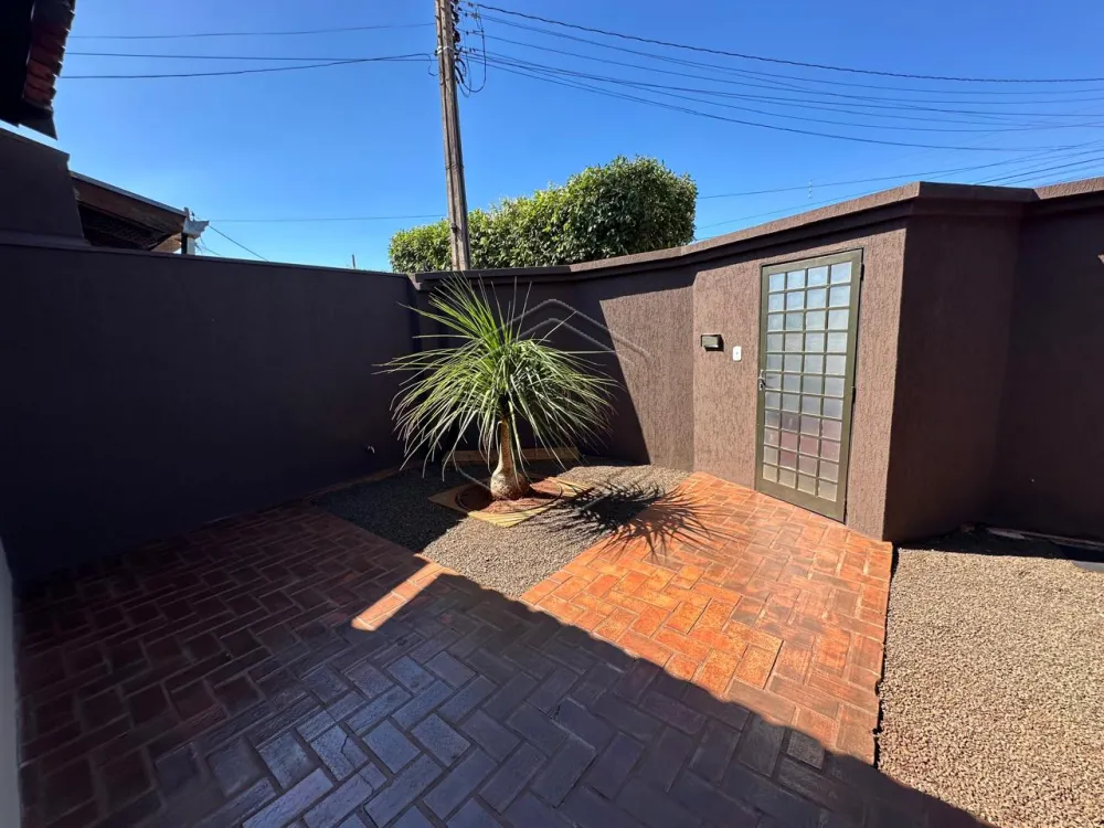 Alugar Casa Residencial / Padr&atilde;o em Dourados R$ 2.650,00 - Foto 12