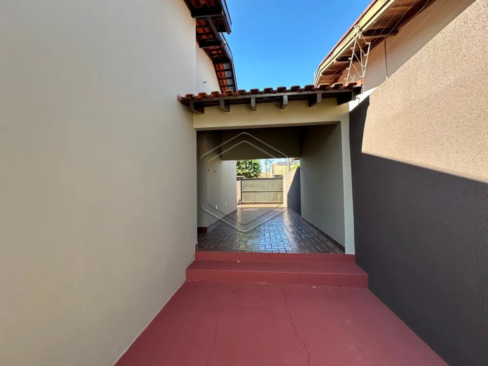 Alugar Casa Residencial / Padr&atilde;o em Dourados R$ 2.650,00 - Foto 16