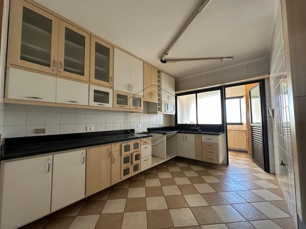 Alugar Apartamento / Luxo em Condom&iacute;nio em Dourados R$ 2.200,00 - Foto 3