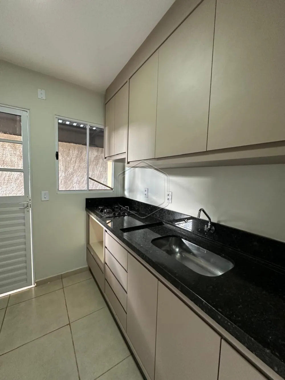Alugar Casa Residencial / Padr&atilde;o em Dourados R$ 1.500,00 - Foto 3