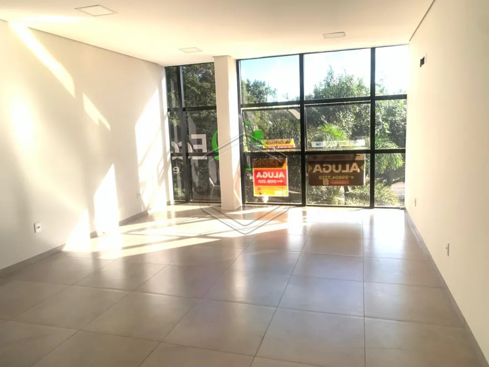 Alugar Comercial / Sala em Dourados R$ 1.700,00 - Foto 2