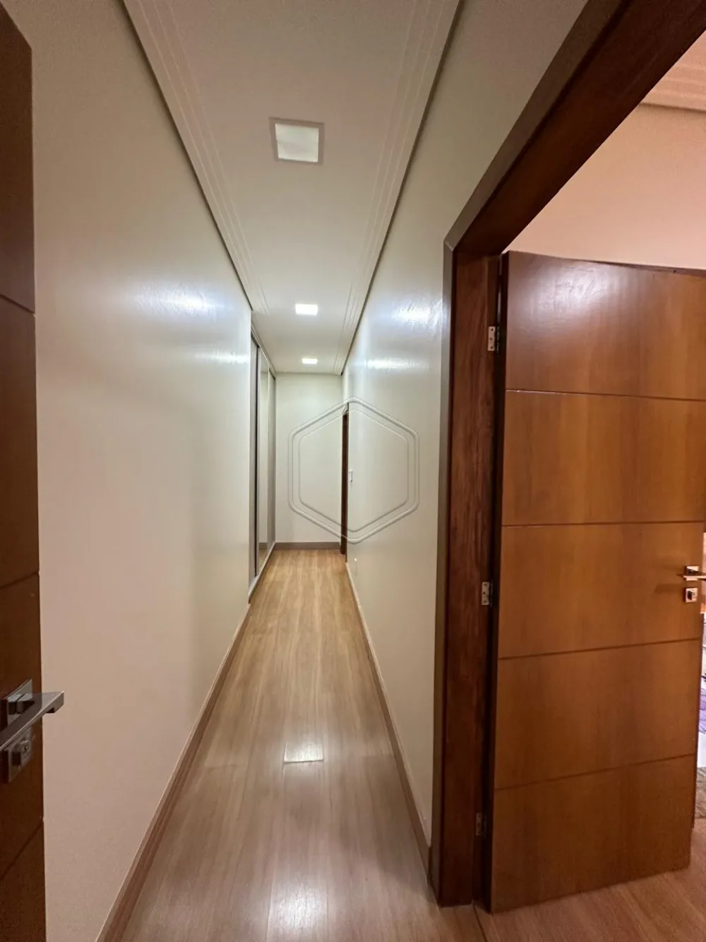 Alugar Comercial / Sala em Dourados R$ 2.500,00 - Foto 3