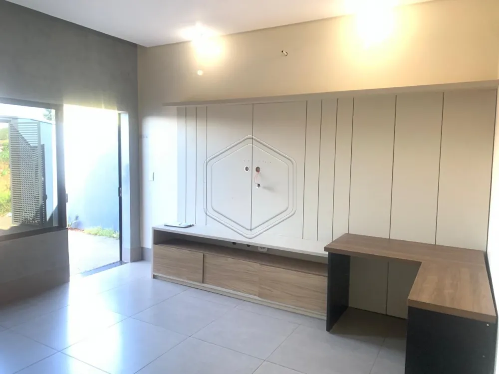 Alugar Casa Residencial / Padr&atilde;o em Dourados R$ 2.200,00 - Foto 4