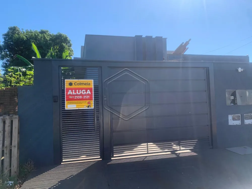 Alugar Casa Residencial / Padr&atilde;o em Dourados R$ 2.200,00 - Foto 1