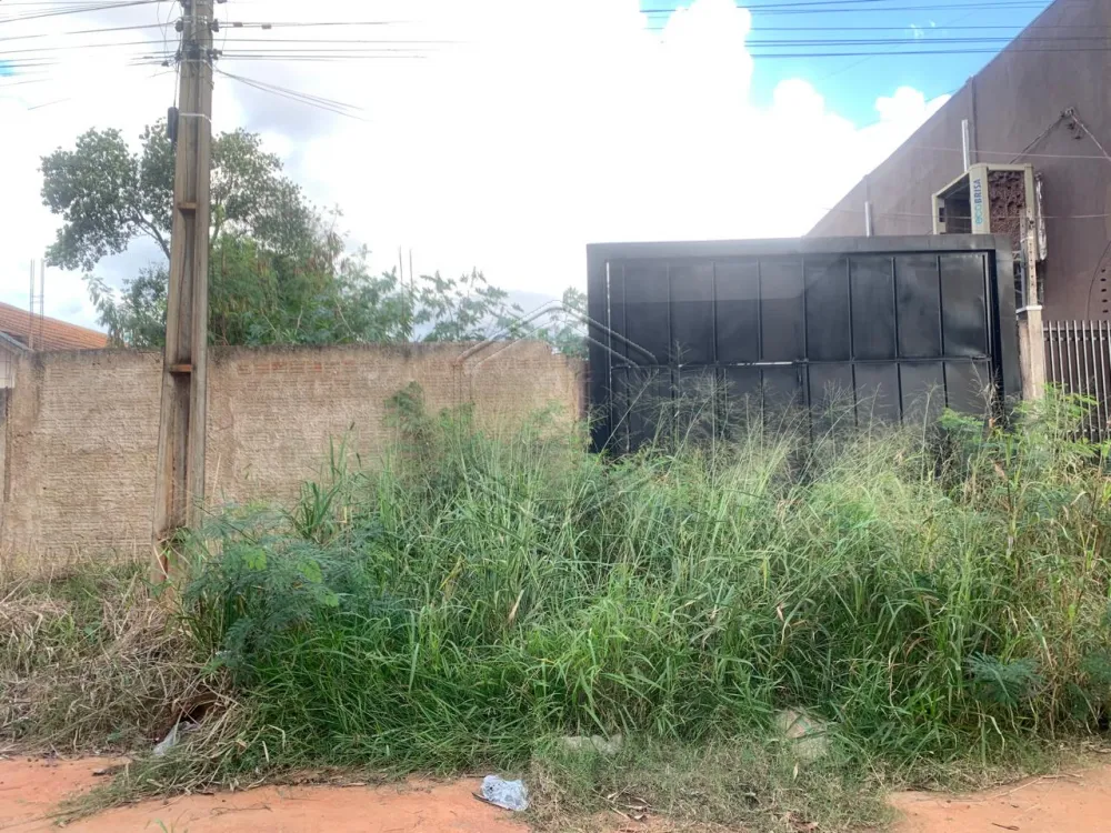 Alugar Terreno / Padr&atilde;o em Dourados R$ 500,00 - Foto 1