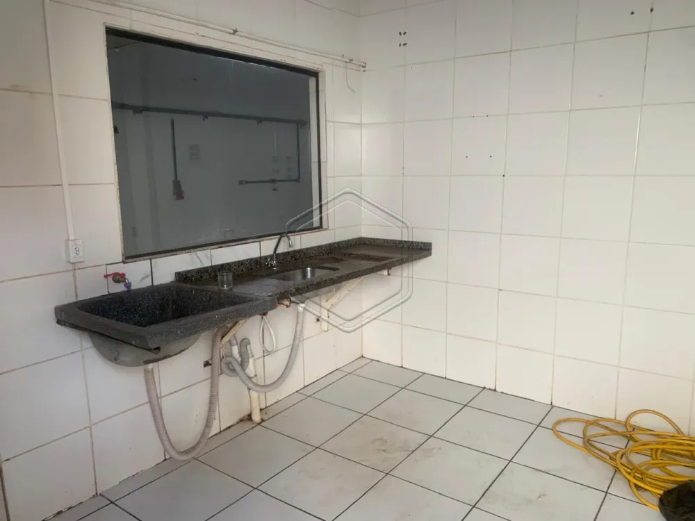 Alugar Comercial / Sal&atilde;o em Dourados R$ 3.000,00 - Foto 5