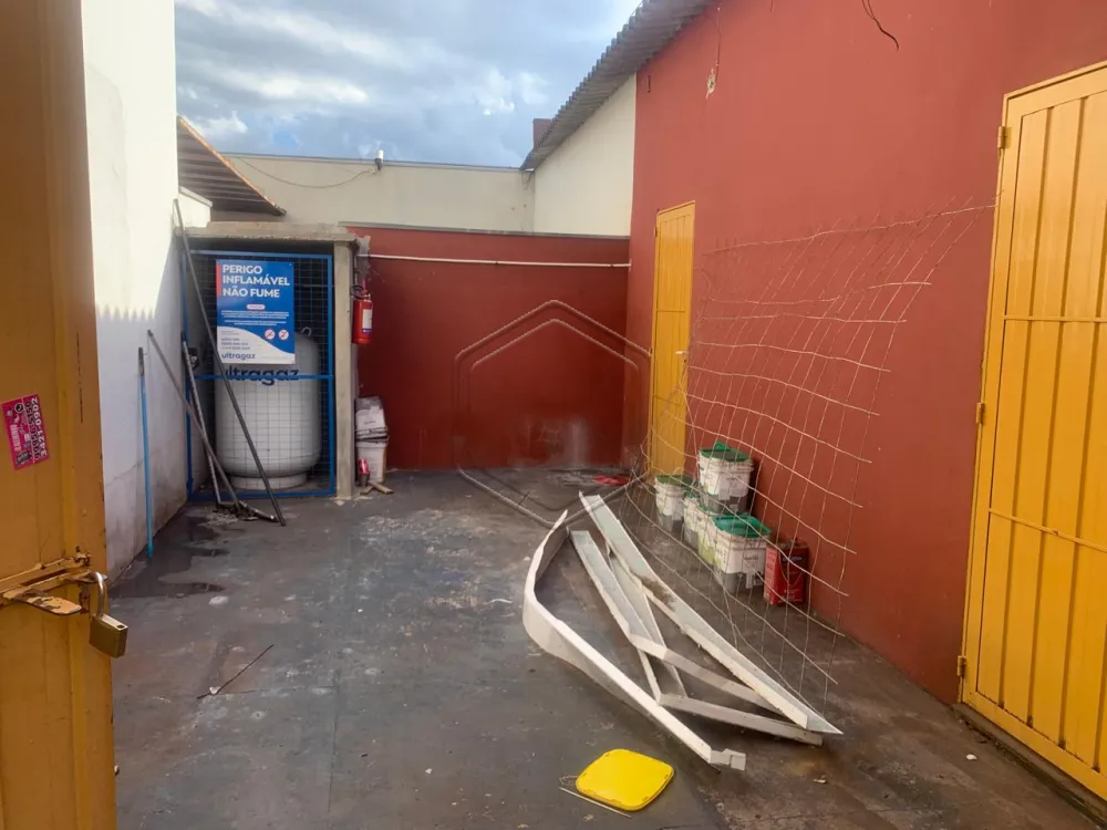 Alugar Comercial / Sal&atilde;o em Dourados R$ 3.000,00 - Foto 12