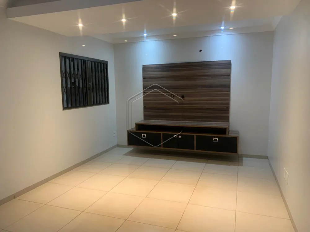 Alugar Casa Residencial / Padr&atilde;o em Dourados R$ 5.500,00 - Foto 2