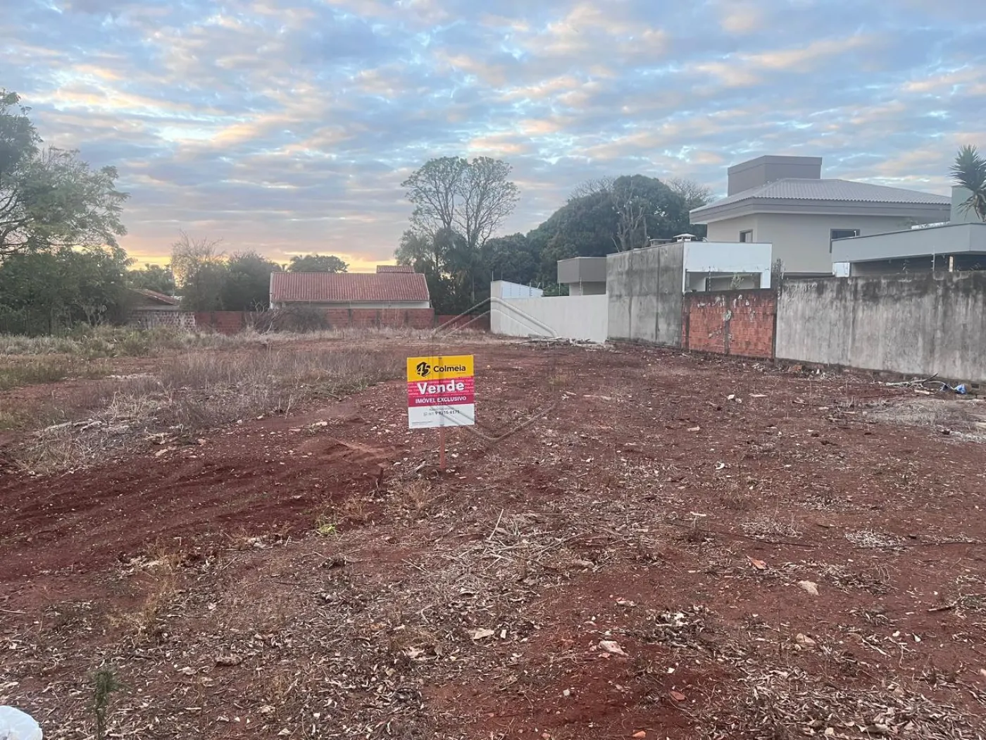 Comprar Terreno / Padr&atilde;o em Dourados R$ 450.000,00 - Foto 1