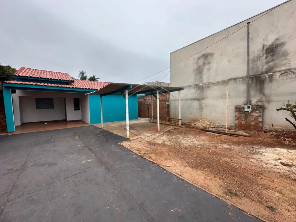 Alugar Casa Residencial / Padr&atilde;o em Dourados R$ 1.200,00 - Foto 2