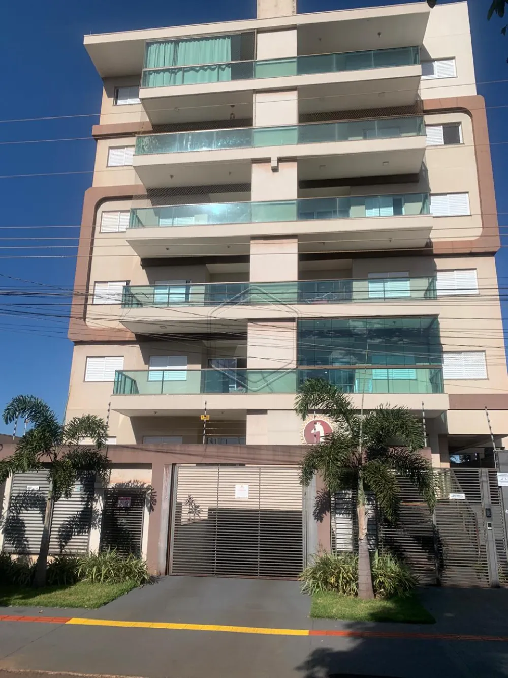 Alugar Apartamento / Padr&atilde;o em Condom&iacute;nio em Dourados R$ 2.800,00 - Foto 1