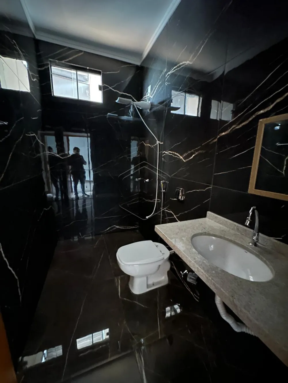 Alugar Casa Residencial / Padr&atilde;o em Dourados R$ 1.800,00 - Foto 7