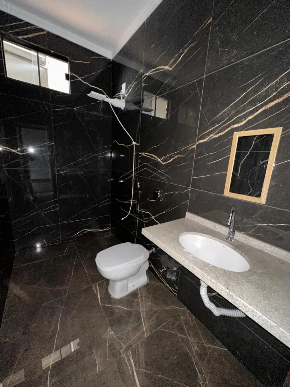 Alugar Casa Residencial / Padr&atilde;o em Dourados R$ 1.800,00 - Foto 10