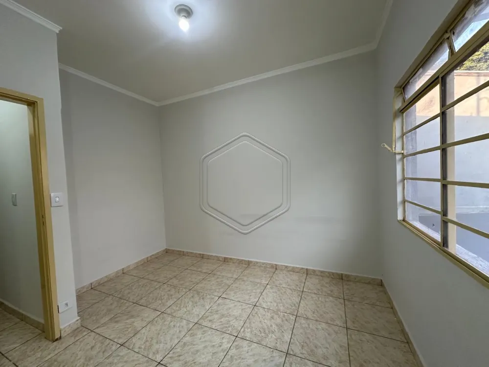 Alugar Casa Residencial / Padr&atilde;o em Dourados R$ 2.300,00 - Foto 8