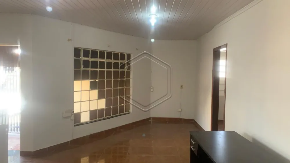 Alugar Casa Residencial / Padr&atilde;o em Dourados R$ 900,00 - Foto 3