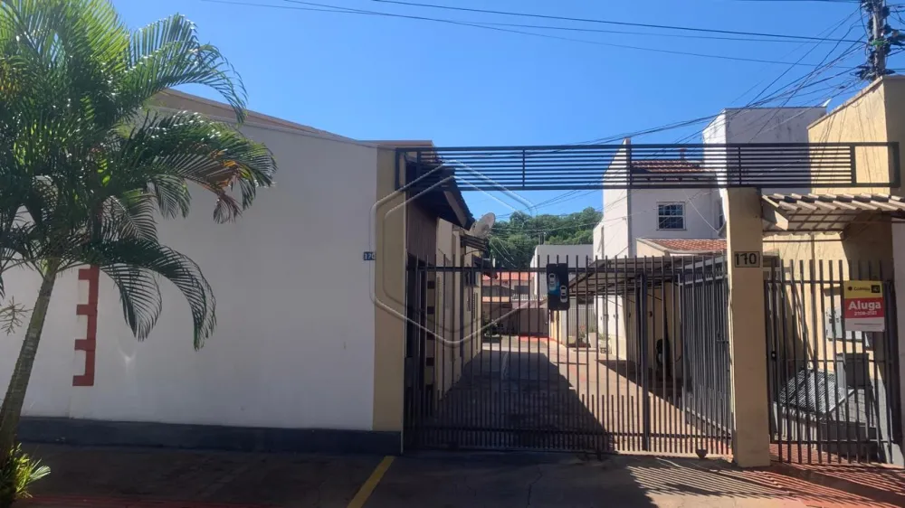 Alugar Casa Residencial / Padr&atilde;o em Dourados R$ 900,00 - Foto 1