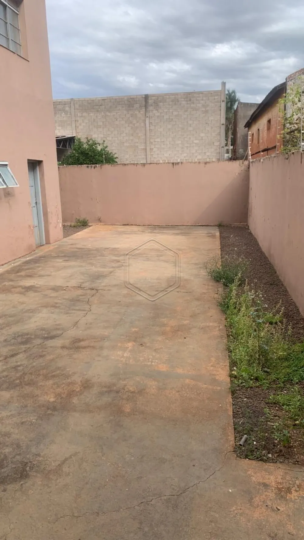 Alugar Casa Residencial / Padr&atilde;o em Dourados R$ 2.200,00 - Foto 2