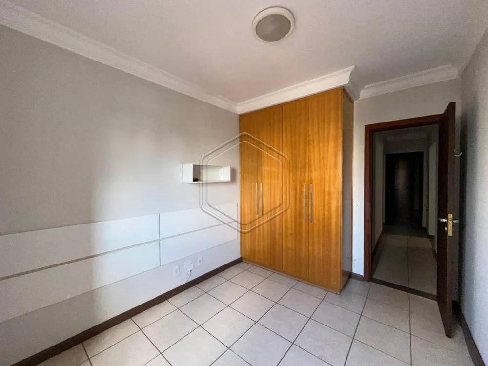 Alugar Apartamento / Padr&atilde;o em Condom&iacute;nio em Dourados R$ 2.500,00 - Foto 11