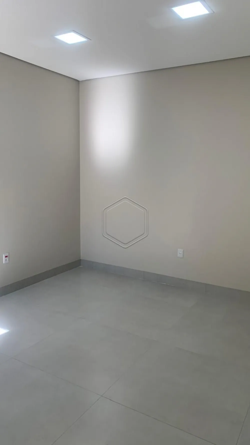 Alugar Comercial / Sala em Dourados R$ 1.250,00 - Foto 4