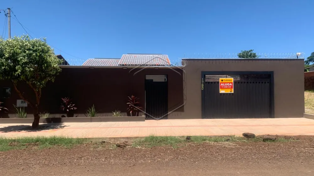 Alugar Casa Residencial / Padr&atilde;o em Dourados R$ 1.500,00 - Foto 1