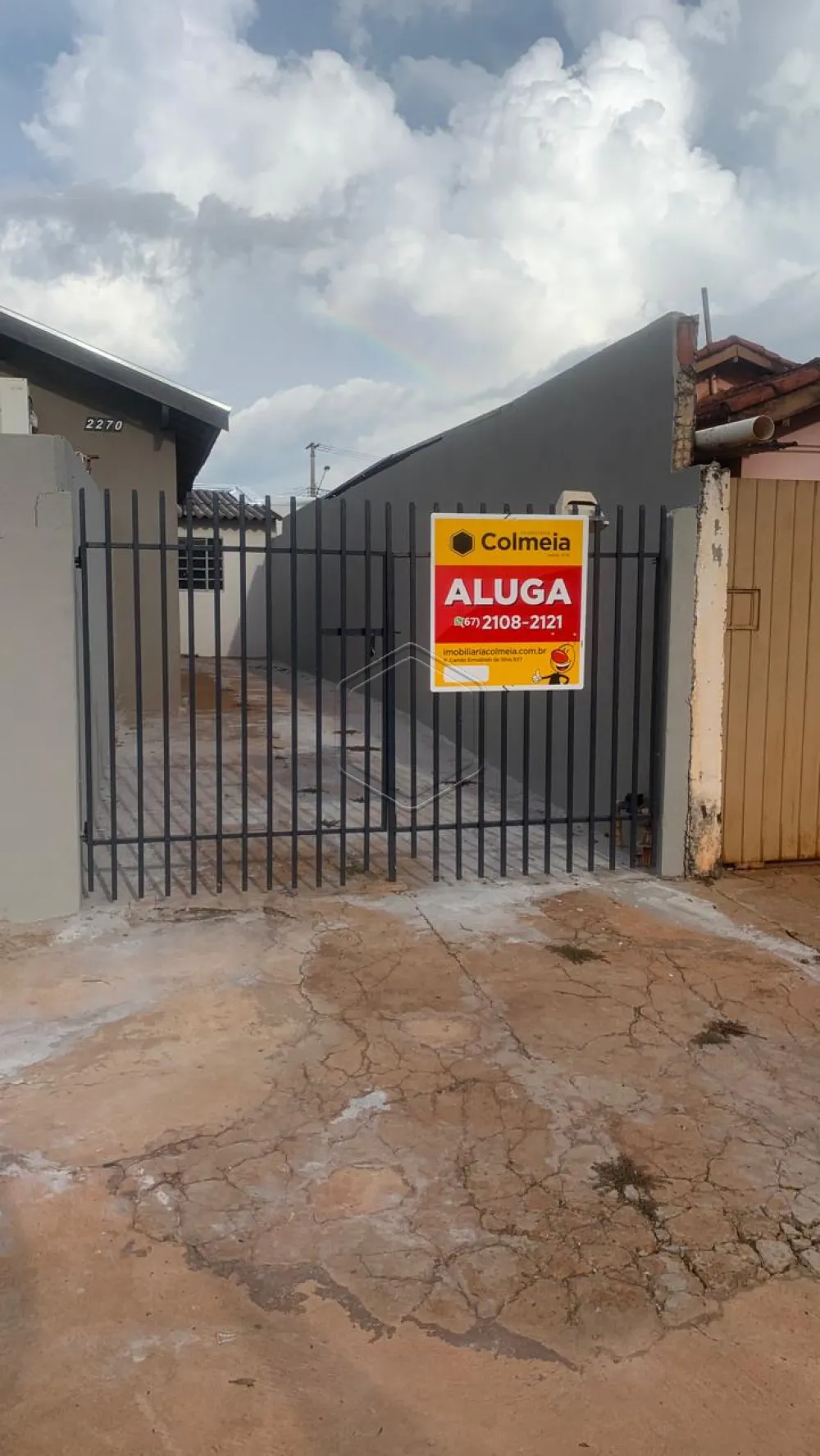 Alugar Casa Residencial / Padr&atilde;o em Dourados R$ 1.000,00 - Foto 1