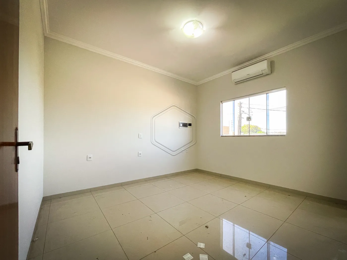 Alugar Casa Residencial / Sobrado em Dourados R$ 2.700,00 - Foto 4