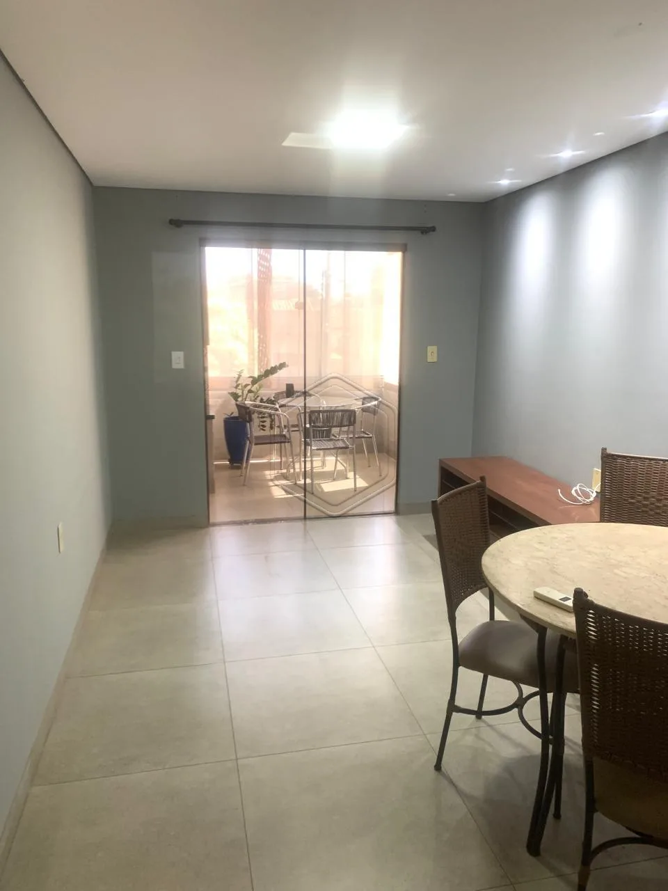 Alugar Apartamento / Padr&atilde;o em Condom&iacute;nio em Dourados R$ 2.500,00 - Foto 1