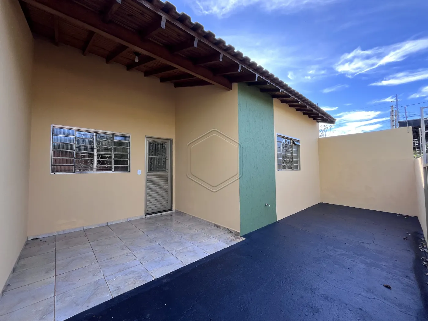 Alugar Casa Residencial / Padr&atilde;o em Dourados R$ 1.300,00 - Foto 2