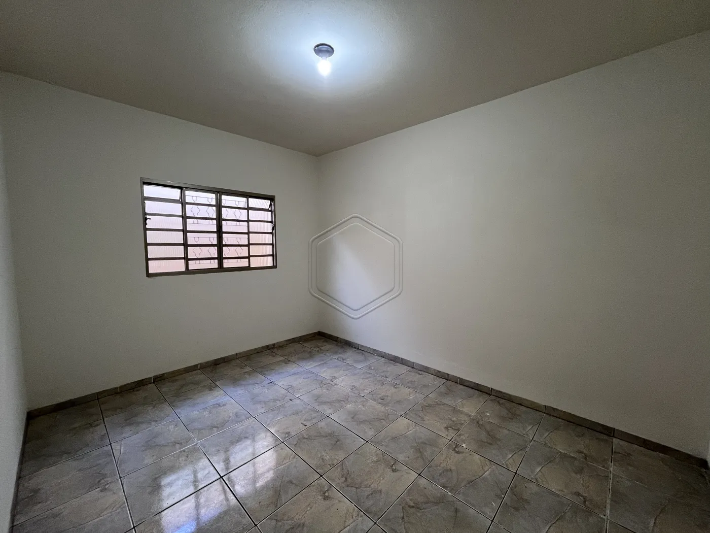 Alugar Casa Residencial / Padr&atilde;o em Dourados R$ 1.300,00 - Foto 6