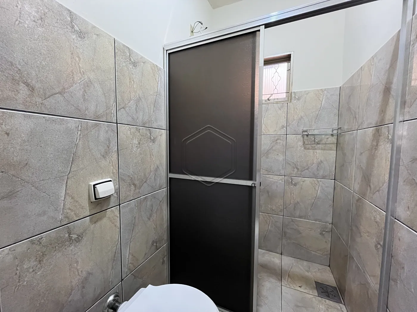 Alugar Casa Residencial / Padr&atilde;o em Dourados R$ 1.300,00 - Foto 7