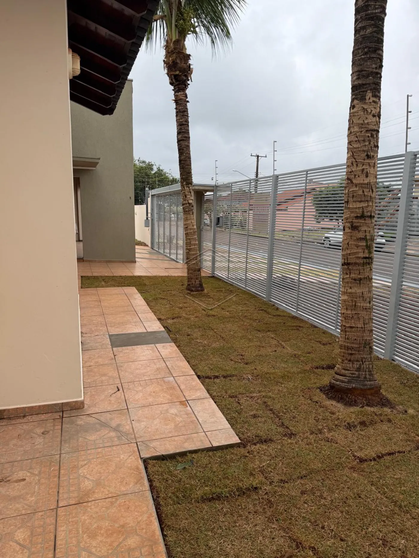 Alugar Casa Residencial / Padr&atilde;o em Dourados R$ 3.200,00 - Foto 13