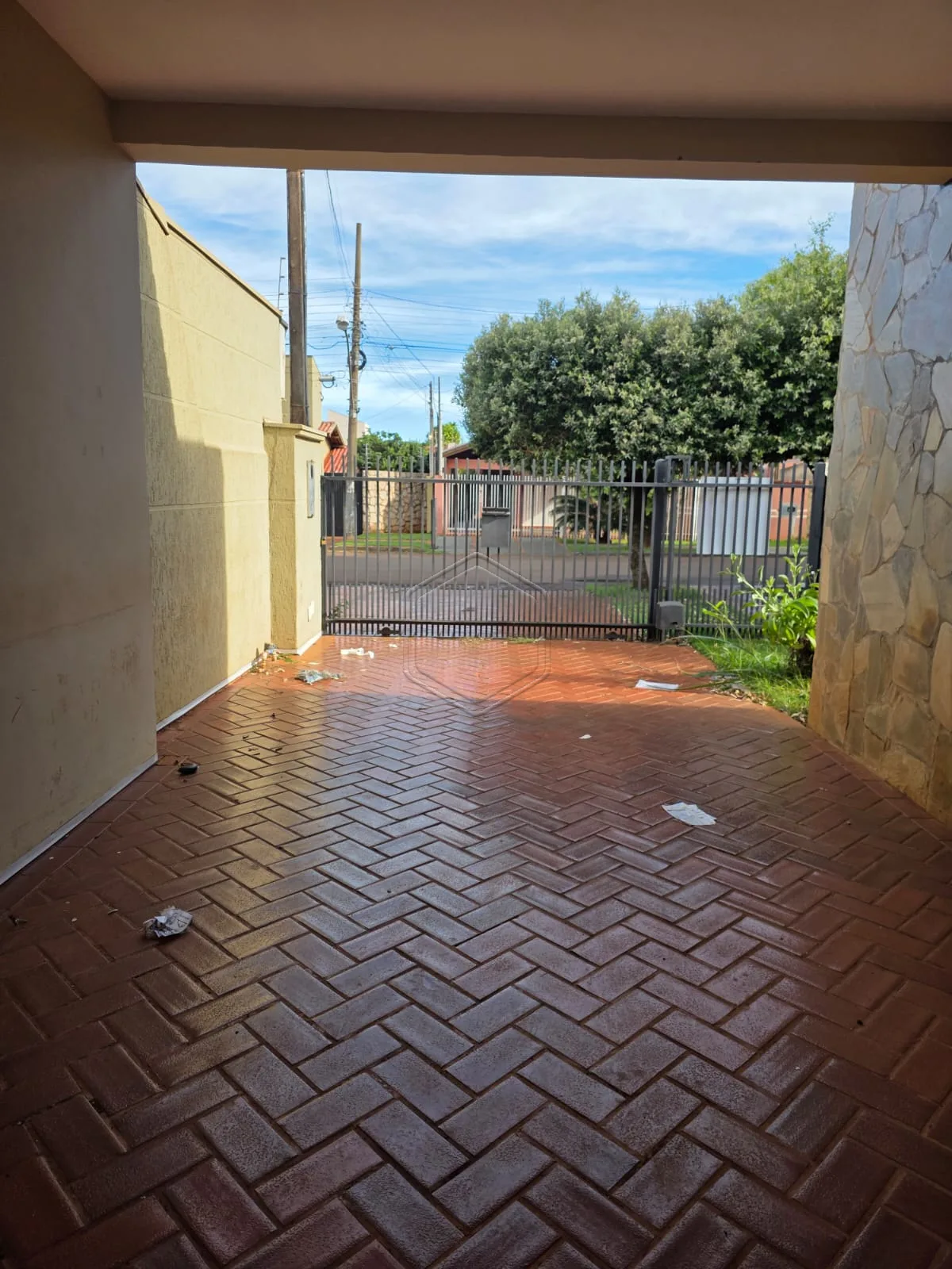 Alugar Casa Residencial / Padr&atilde;o em Dourados R$ 3.000,00 - Foto 4