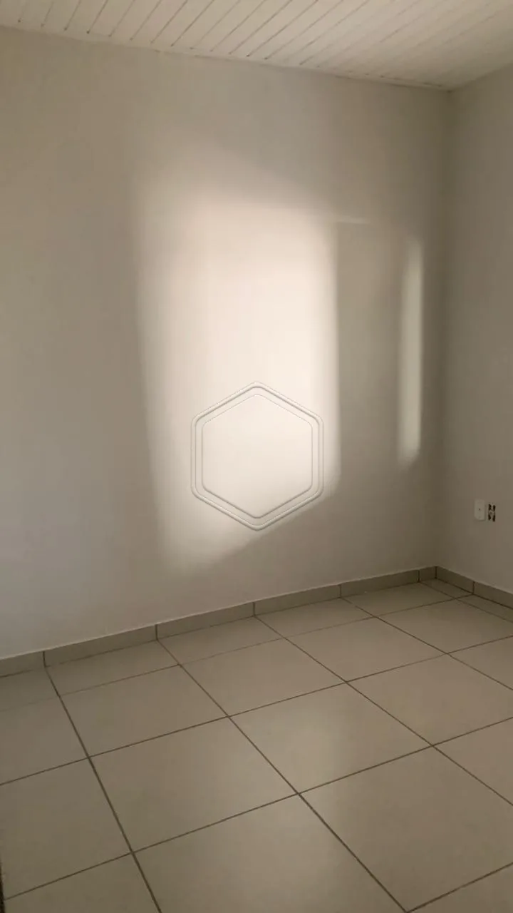 Alugar Casa Residencial / Padr&atilde;o em Dourados R$ 1.300,00 - Foto 7